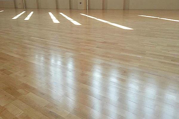 体育馆木地板